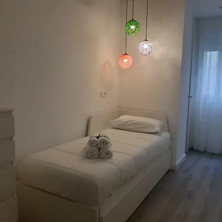 La Parada De Conde Aranda Apartmán *